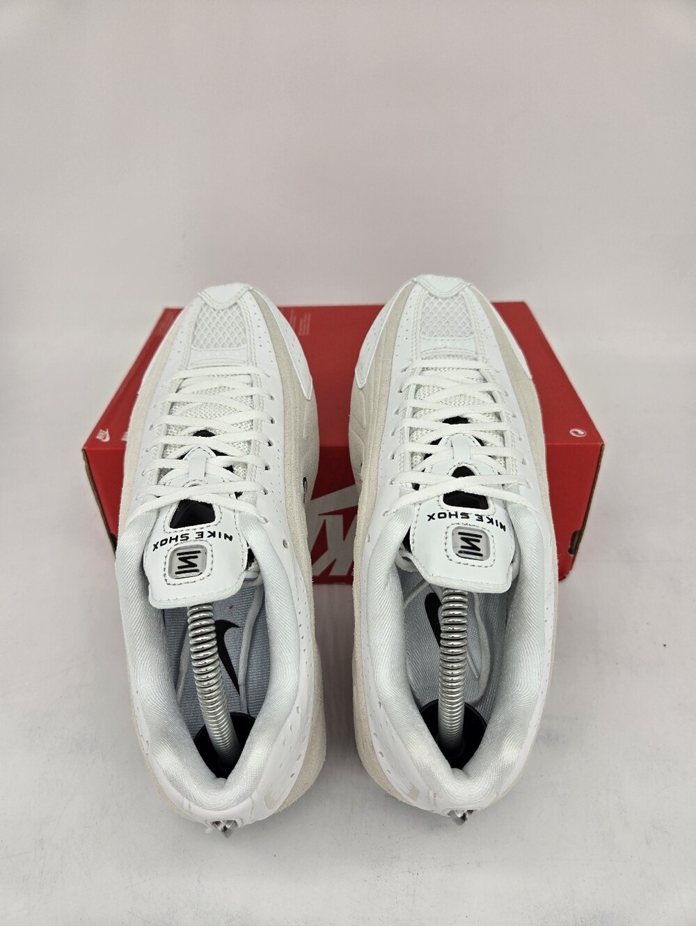Nike Shox R4 Summit White Light Orewood Brown Women's Shoes Size 6 - Picture 5 of 8